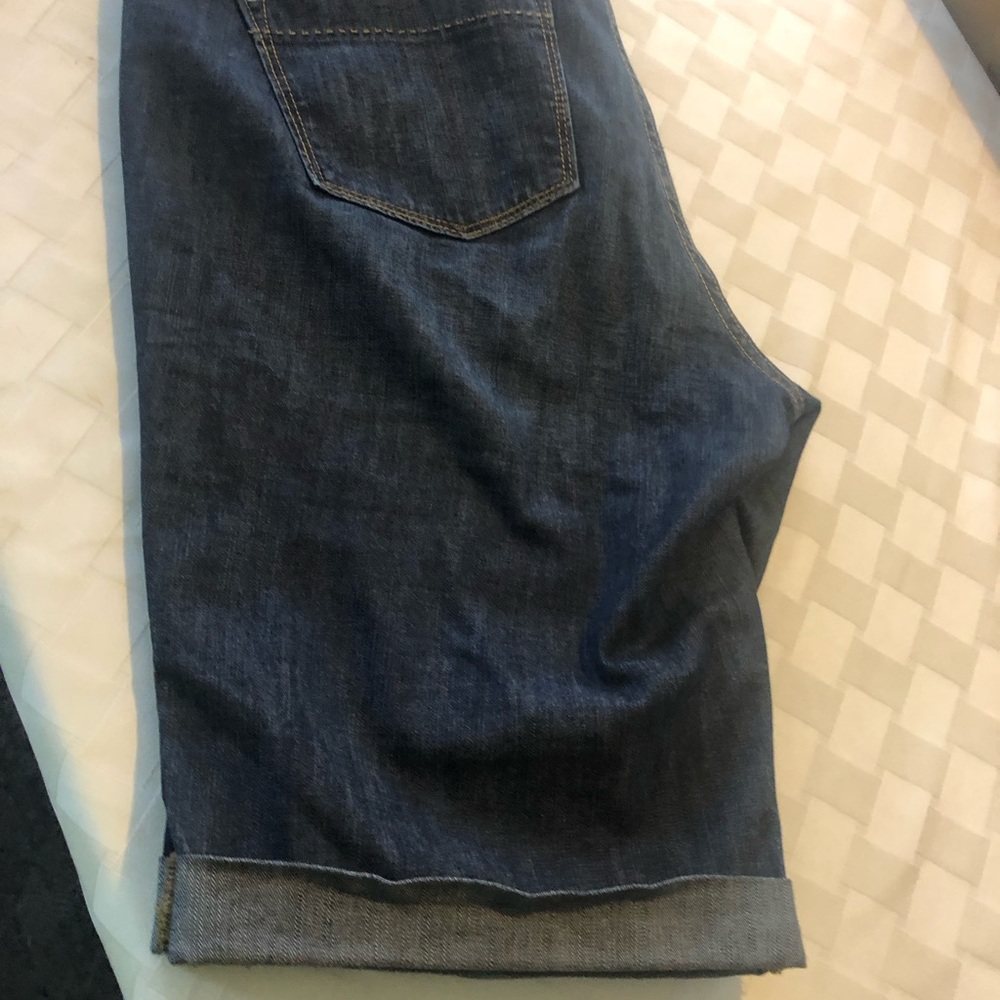 Banana Republic Jean Shorts - Picture 4 of 8